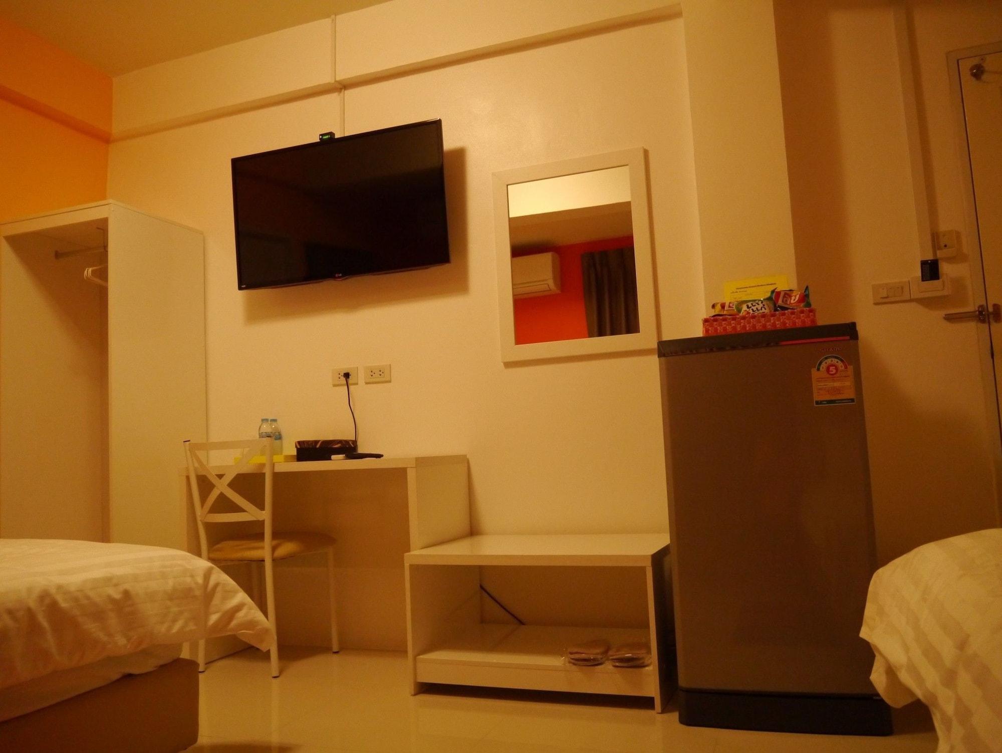 Don Mueang Airport Modern Bangkok Aparthotel Exterior photo